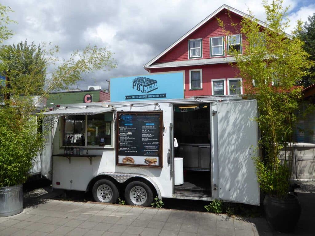 One of Portland's many, many food trucks.