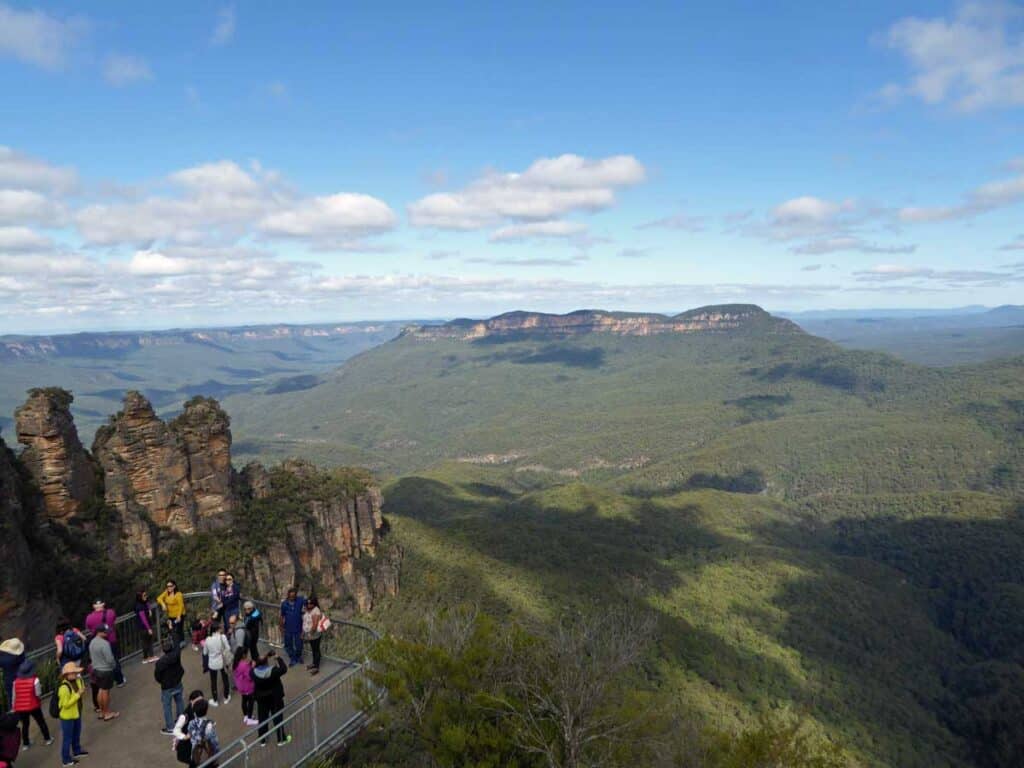 The view from Echo Point, Katoomba.