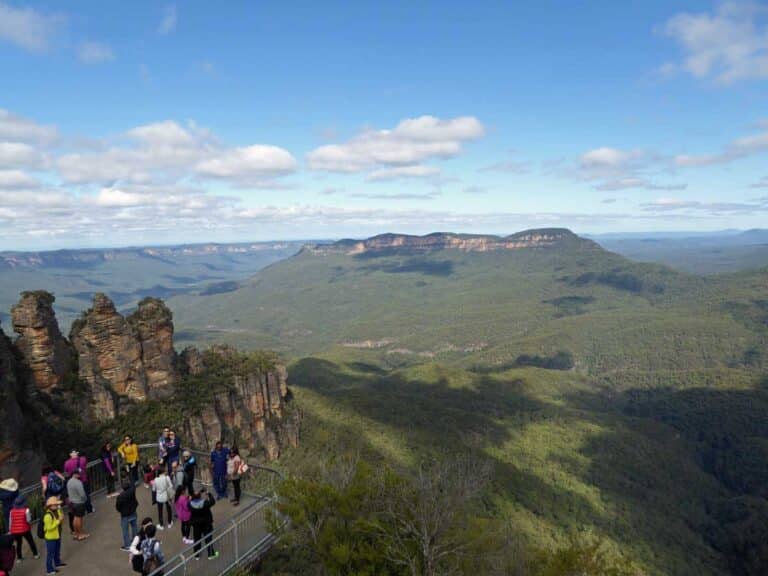 The view from Echo Point, Katoomba.