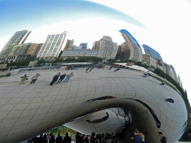 Chicago reflected in Cloud Gate.