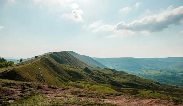 Mam Tor in Castleton inside the Peak District National Park, Derbyshire.